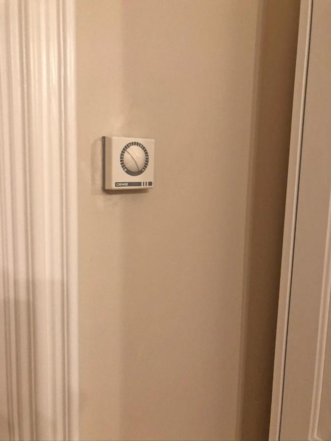 Modern Comfort In Historical Budapest Ngoại thất bức ảnh