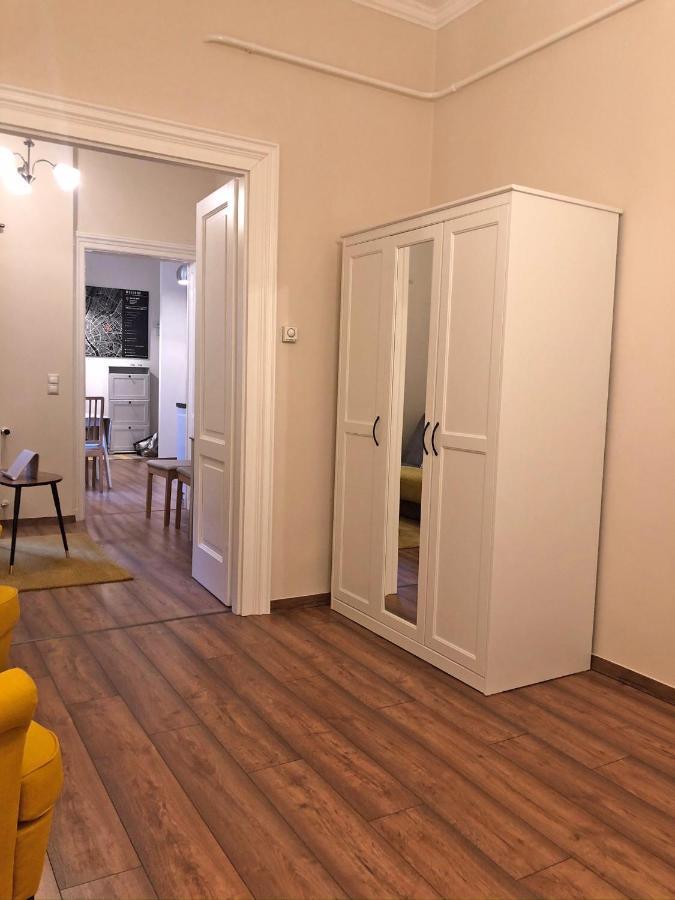 Modern Comfort In Historical Budapest Ngoại thất bức ảnh