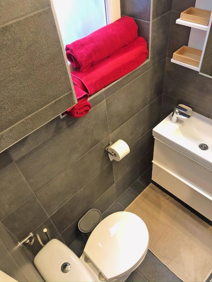 Modern Comfort In Historical Budapest Ngoại thất bức ảnh